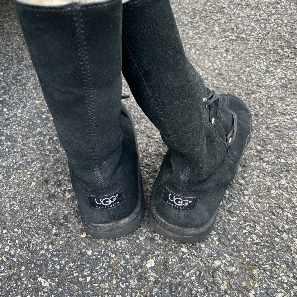 Black women’s ugg boots